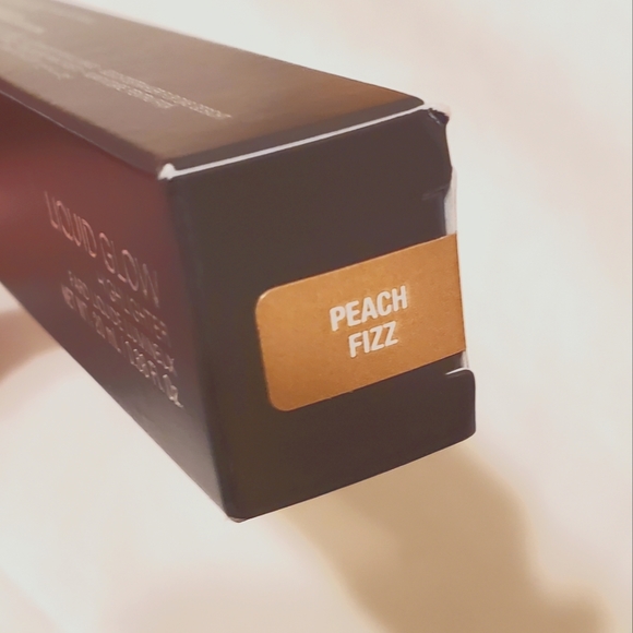 NIB Anastasia Beverly Hills Liquid Glow Highlighter in Peach Fizz - Picture 4 of 5